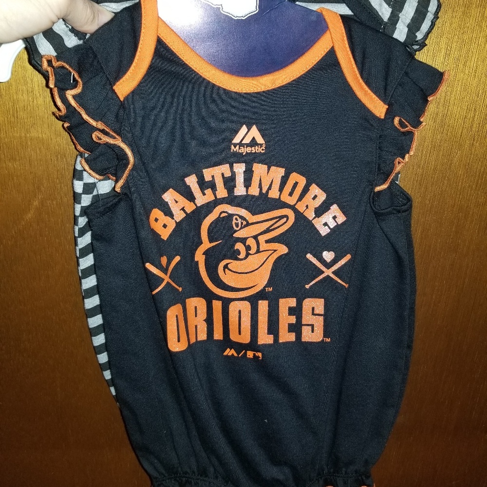 Orioles 18 month onesie, set of 2